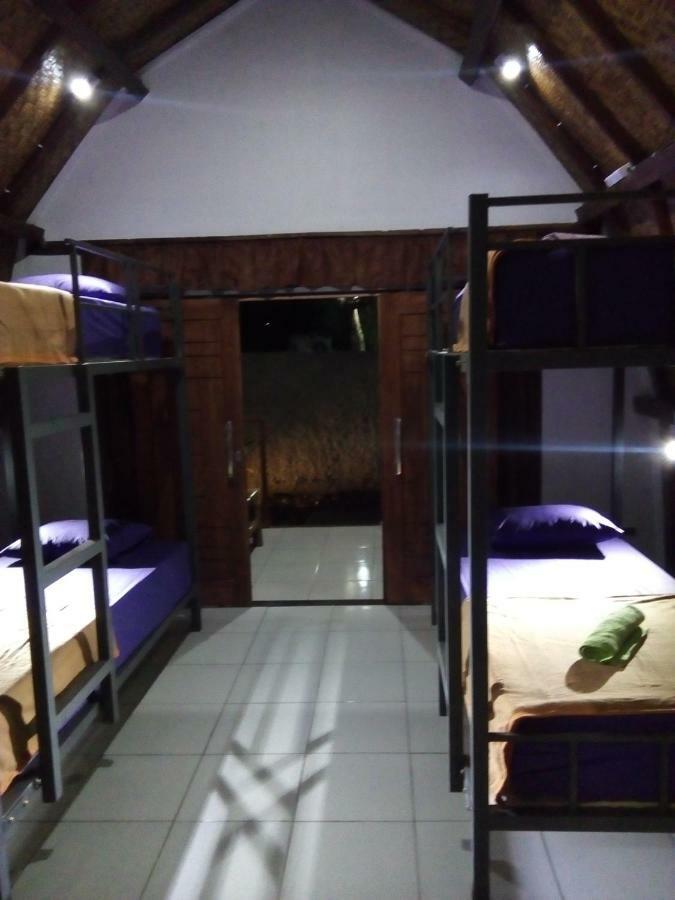 Bale Hostel Kuta  Exterior photo