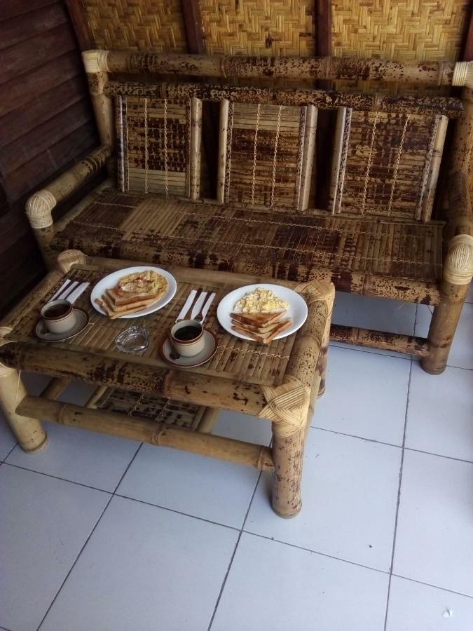Bale Hostel Kuta  Exterior photo