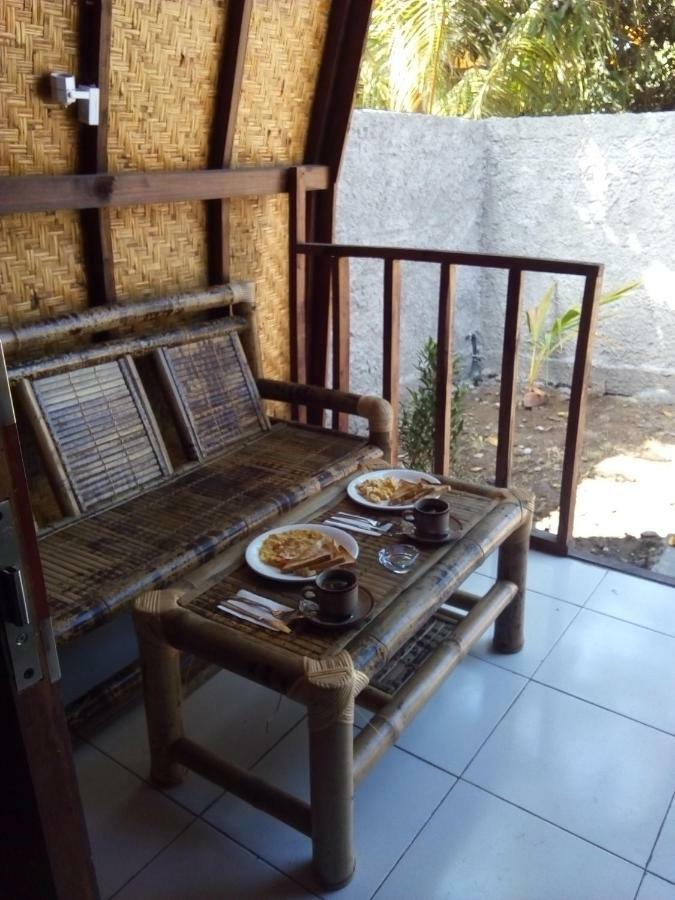 Bale Hostel Kuta  Exterior photo