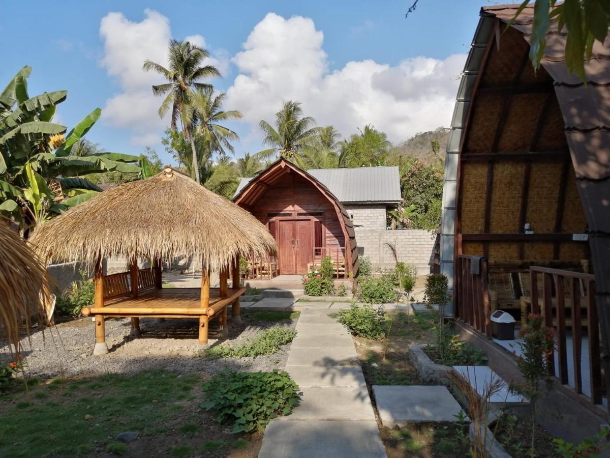 Bale Hostel Kuta  Exterior photo